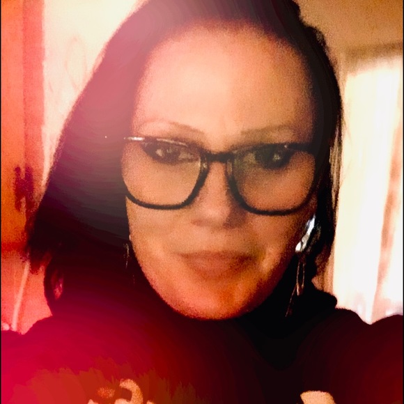 Meet your Posher, Shamara - Picture 2 of 2